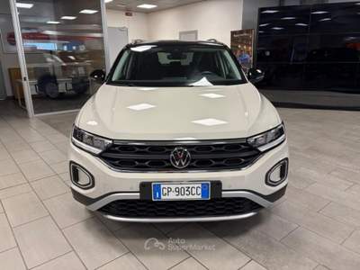 Volkswagen T-Roc 1.0 benzina 110cv.   Life , Km 51.000 Grigio usata Alba