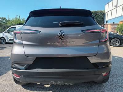 Renault Captur 1000 TCE TECHNO 90CV CARPLAY CAM"18 VETRSC ITALIA Grigio usata Roma