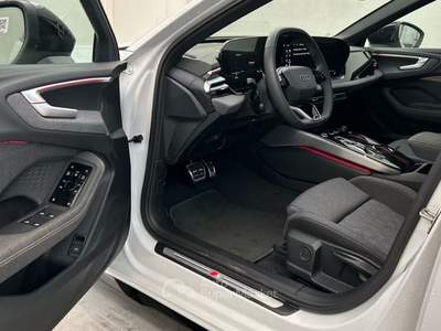 Audi A5 A5 Avant 2.0 TDI S line ambient light plus, ACC, MMI Navi plus Bianco usata Moncalieri