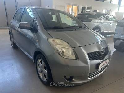 Toyota Yaris MACCHINA TENUTA IN BUONE CONDIZIONI Grigio usata Gambellara