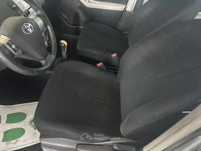 Toyota Yaris MACCHINA TENUTA IN BUONE CONDIZIONI Grigio usata Gambellara