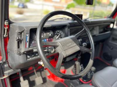 Land Rover Defender 2.5 90 HT *GARANZIA* Rosso usata Bedizzole