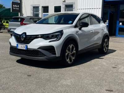 Renault Captur Full Hybrid E-Tech 145 CV RS Line Bianco usata Novara