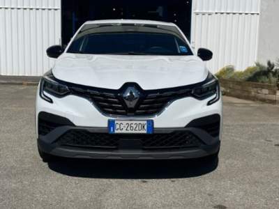 Renault Captur Full Hybrid E-Tech 145 CV RS Line Bianco usata Novara