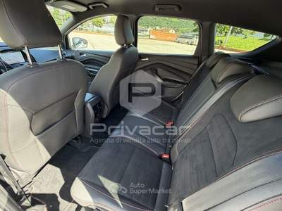 Ford Kuga FORD Kuga 2.0 TDCI 150 CV S&S 4WD Powershift ST-Line Bianco usata Trento