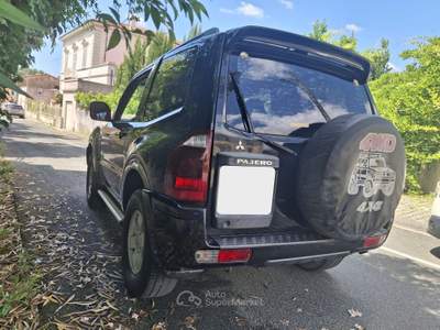 Mitsubishi Pajero III 3p 2.5 tdi GL 115cv Nero usata Calci