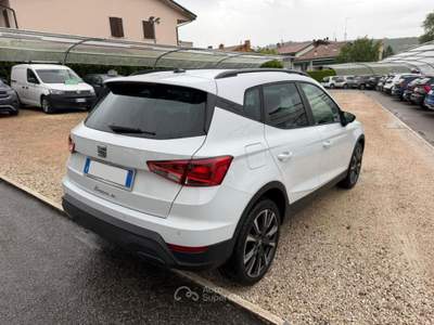 Seat Arona 1.0 EcoTSI Black Edition OK NEOPATENTATI Bianco usata SAN PIETRO IN CARIANO