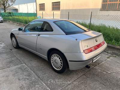 Alfa Romeo Gtv/Spider COUPE' T.S. 1.8 16V - UNICO PROPR. - TUTTA ORIGINALE Grigio usata Cerea
