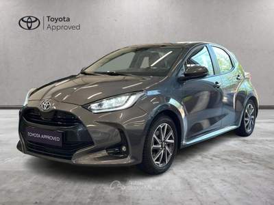 Toyota Yaris 1.5 Hybrid 5 porte Trend Grigio usata Caresanablot