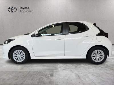 Toyota Yaris 1.5 Hybrid 5 porte Active Bianco usata Caresanablot