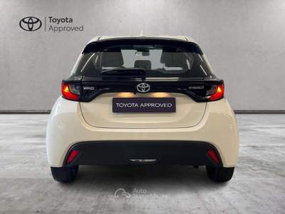 Toyota Yaris 1.5 Hybrid 5 porte Active Bianco usata Caresanablot
