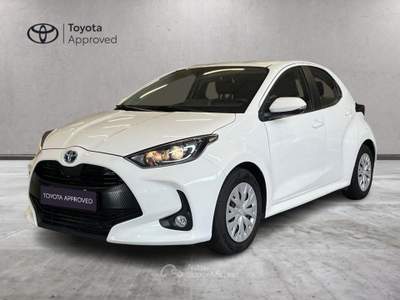 Toyota Yaris 1.5 Hybrid 5 porte Active Bianco usata Caresanablot