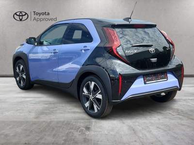 Toyota Aygo X 1.5 Hybrid 115 CV 5 porte Icon Lilla usata Roma