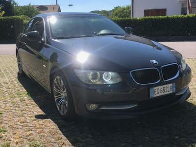 BMW Serie 3 320d Versione Automatica Nero usata Manerba del Garda
