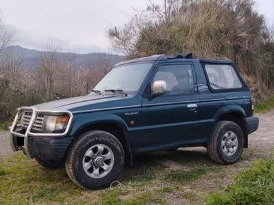 Mitsubishi Pajero cabriolet Verde usata Brescia