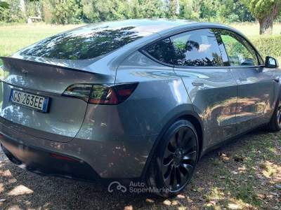 Tesla Model Y null usata Scandiano