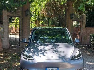 Tesla Model Y null usata Scandiano