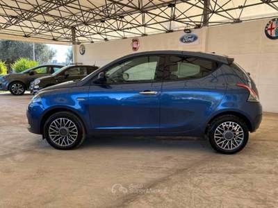 Lancia Ypsilon Ypsilon iii - ypsilon 1.0 firefly hybrid gold plus s&s 70cv Blu/Azzurro usata Roma
