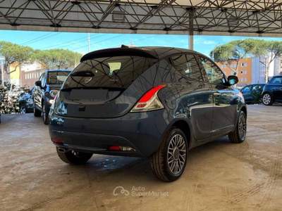 Lancia Ypsilon Ypsilon iii - ypsilon 1.0 firefly hybrid gold plus s&s 70cv Blu/Azzurro usata Roma