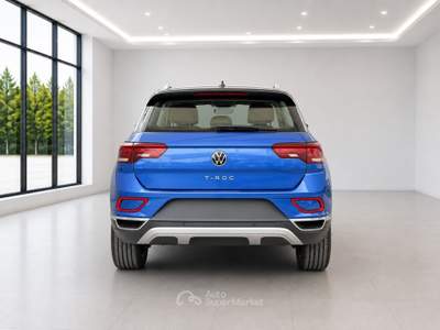 Volkswagen T-Roc  - t-roc 1.0 tsi style 110cv Blu/Azzurro usata Roma