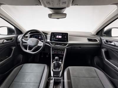 Volkswagen T-Roc  - t-roc 1.0 tsi style 110cv Blu/Azzurro usata Legnano