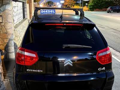 Citroen C4 Picasso tenuta in buone condizioni Nero usata Cancello ed Arnone