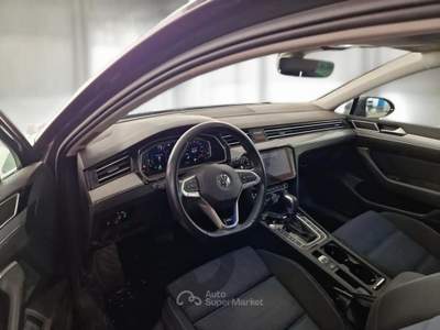 Volkswagen Passat VOLKSWAGEN PASSAT VARIANT 1.4 PLUG IN HYBRID GTE DSG STATION WAGON usata Verona