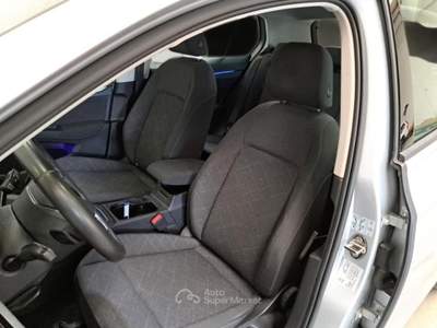 Volkswagen Golf VOLKSWAGEN GOLF VIII 2.0 TDI SCR 85KW LIFE DSG 5 PORTE BERLINA usata Casei Gerola