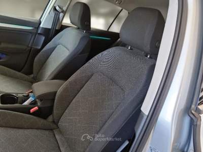 Volkswagen Golf VOLKSWAGEN GOLF VIII 2.0 TDI LIFE DSG 5 PORTE BERLINA usata Casei Gerola