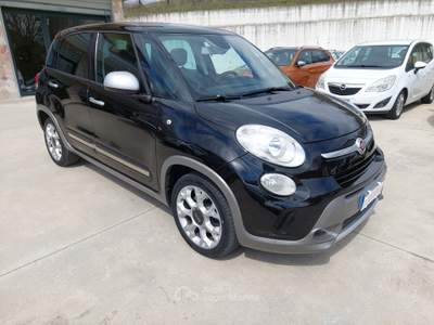 Fiat 500L 120 CV Trekking TETTO PANOR Nero usata Balvano
