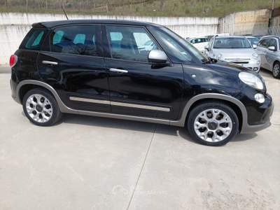 Fiat 500L 120 CV Trekking TETTO PANOR Nero usata Balvano