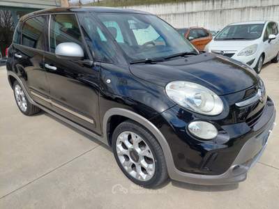 Fiat 500L 120 CV Trekking TETTO PANOR Nero usata Balvano