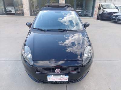 Fiat Grande Punto 90 CV 5 porte Sport Nero usata Balvano