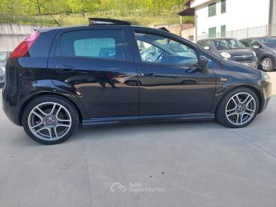 Fiat Grande Punto 90 CV 5 porte Sport Nero usata Balvano