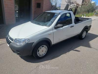Fiat Strada Pick-up euro4 85cv Bianco usata Balvano