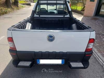Fiat Strada Pick-up euro4 85cv Bianco usata Balvano