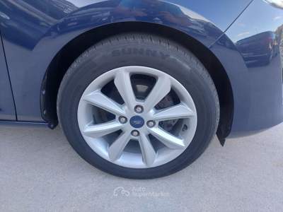 Ford Fiesta 5 porte 6 MARCE 85cv Blu/Azzurro usata Balvano