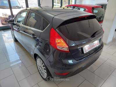 Ford Fiesta 5 porte Titanium Blu/Azzurro usata Balvano