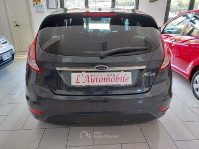 Ford Fiesta 5 porte Titanium Blu/Azzurro usata Balvano