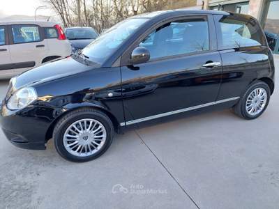 Lancia Ypsilon Benzina 60cv 3porte Nero usata Balvano