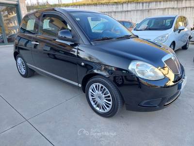 Lancia Ypsilon Benzina 60cv 3porte Nero usata Balvano