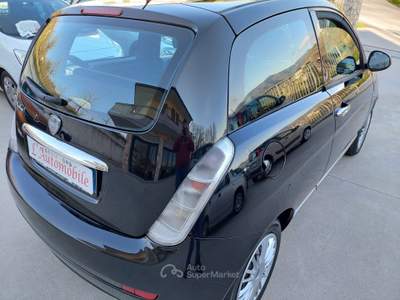 Lancia Ypsilon Benzina 60cv 3porte Nero usata Balvano