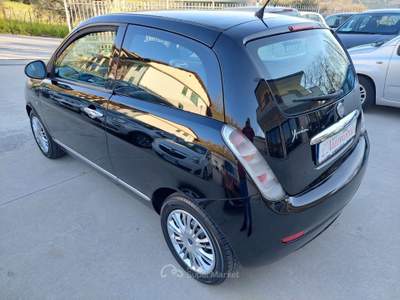 Lancia Ypsilon Benzina 60cv 3porte Nero usata Balvano