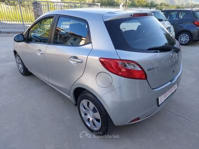 Mazda 2 5porte Easy Grigio usata Balvano