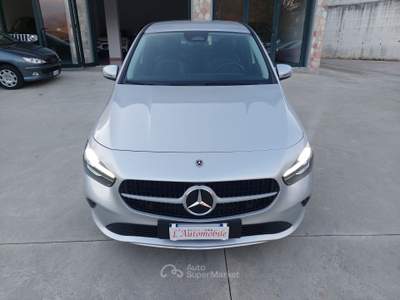 Mercedes-Benz Classe B B 180 d Automatic AMG Line Premium Grigio usata Balvano