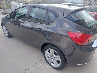 Opel Astra EcoFLEX 2014 euro 6b 6marce Grigio usata Balvano