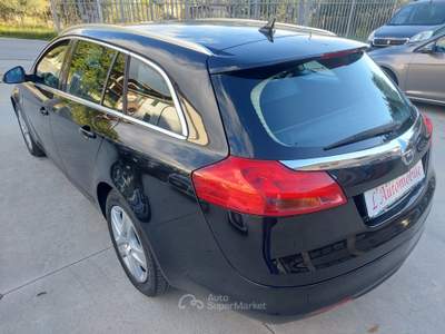 Opel Insignia Sports Tourer Elective Nero usata Balvano