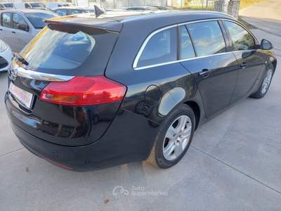 Opel Insignia Sports Tourer Elective Nero usata Balvano