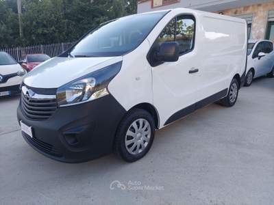Opel Vivaro 1.6cdti 120cv 3posti 2019 Bianco usata Balvano