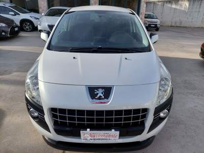 Peugeot 3008 cambio robotizzato Blu/Azzurro usata Balvano